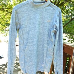 New Balance, men’s Medium long sleeve with finger holes